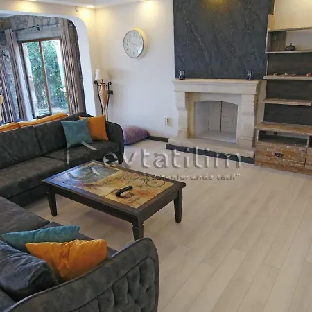 Mira Luxury