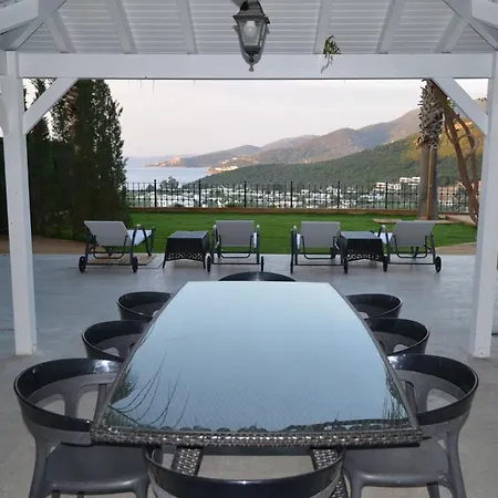 Mira Luxury Villa