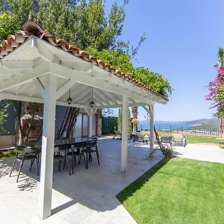 Mira Luxury Villa