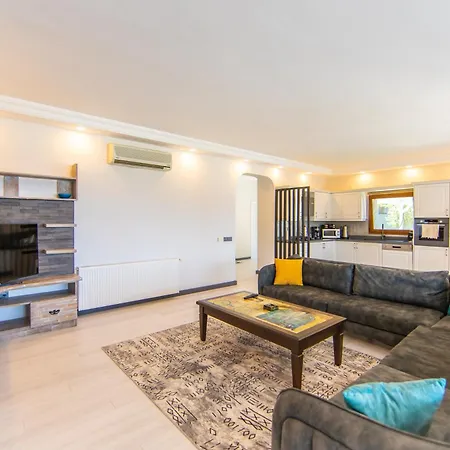 Mira Luxury Villa