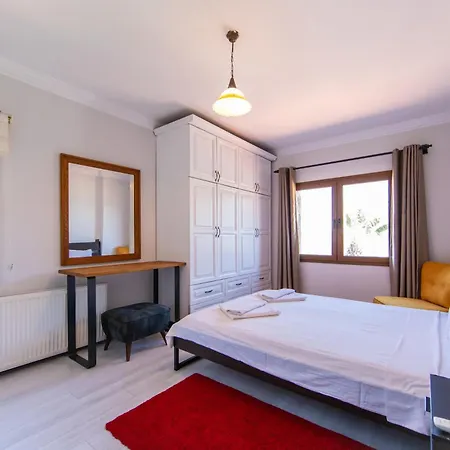 Mira Luxury