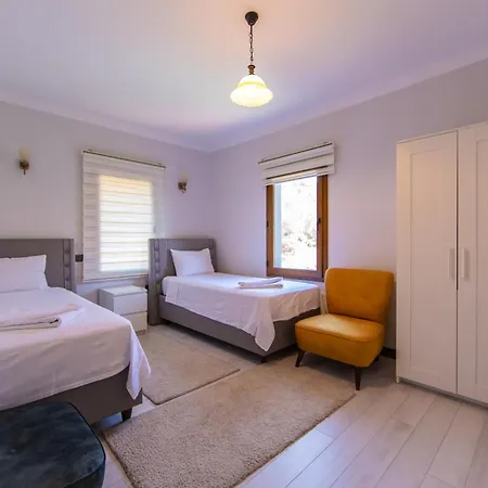 Mira Luxury Villa